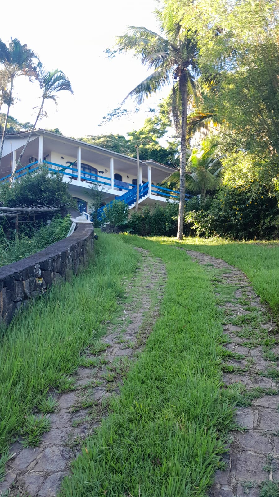 Galeria CASA NO SUL DE ILHABELA — ESPAÇO, NATUREZA E TRANQUILIDADE