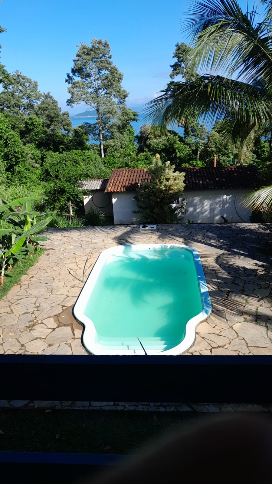 Galeria CASA NO SUL DE ILHABELA — ESPAÇO, NATUREZA E TRANQUILIDADE